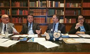Covid-19: plano de imunização está praticamente pronto, diz Bolsonaro Covid-19: plano de imunização está praticamente pronto, diz Bolsonaro