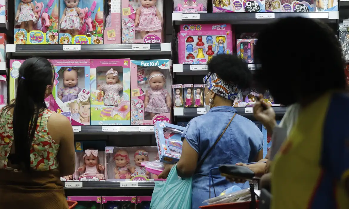 movimento_de_vendas_de_brinquedos_para_o_dia_das_criancas_comercio_varejista_nas_ruas_do_polo_saara_centro_do_rio_de_janeiro_ffraz_abr_100720210103